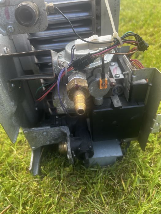 Podgrzewacz wody gazowy Ariston LPG propan butan
