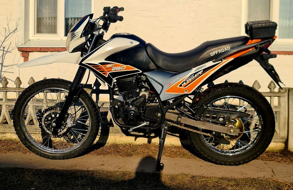 Мотоцикл, мото 250, ендуро, крос, crf 250,не геон шінерей мопед скутер