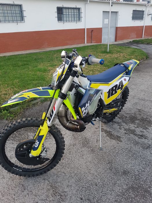 Mota Enduro Husqvarna 250 te modelo 2018