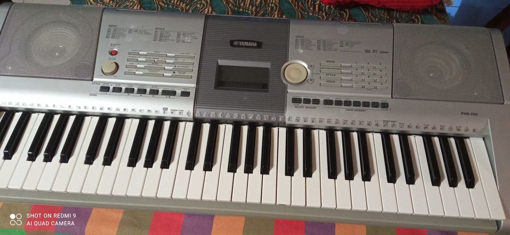 Keyboard yamaha psr 295