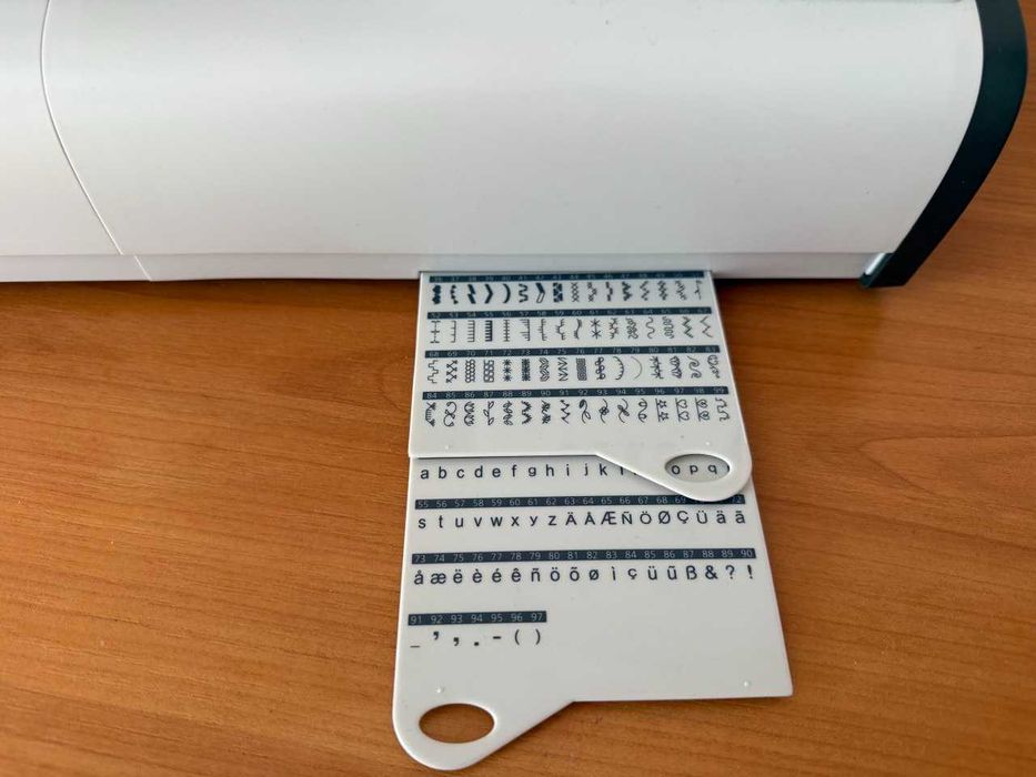 Швейна машинка Family 200 Pro