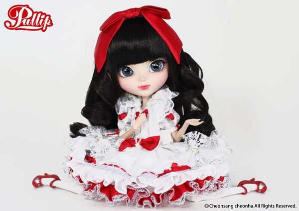 Pullip Snow White