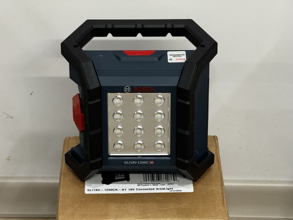 Ліхтар акумуляторний Bosch GLI 18V-1200 C (без АКБ та ЗП) Новий