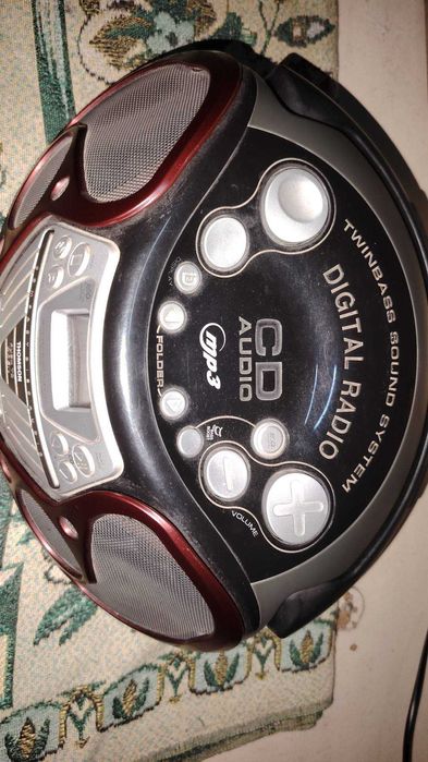 Продам музичний центр Thomson TM9670.