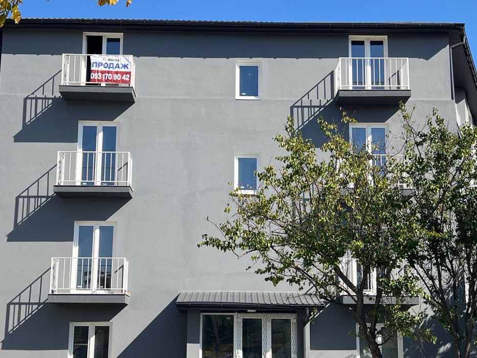 Продаж багатоквартирного будинку на 12 квартир Підгірці