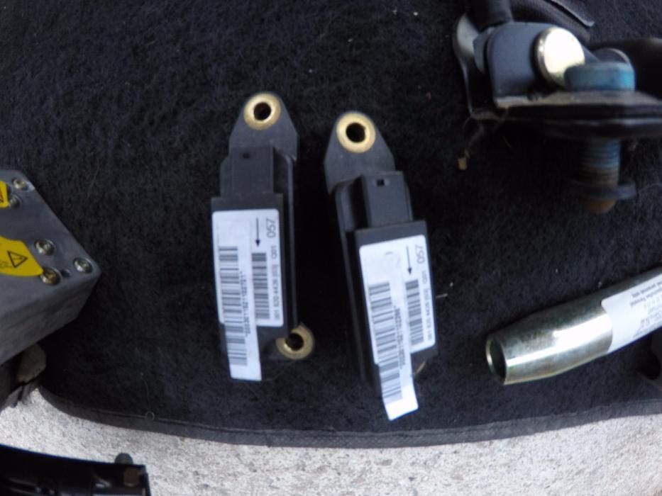 Mercedes W203 - Conjunto Cintos completo