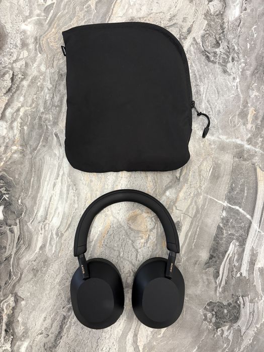 Słuchawki nauszne Sony WH-1000X5M