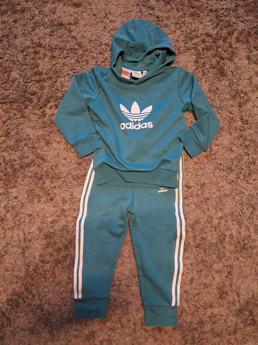 Dres Adidas 2-3 latka