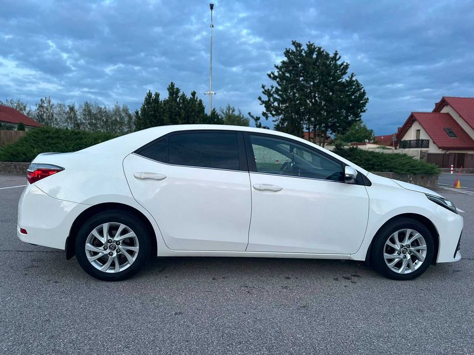 Toyota Corolla 1.6 Valvematic + LPG | 2018 | Salon Polska