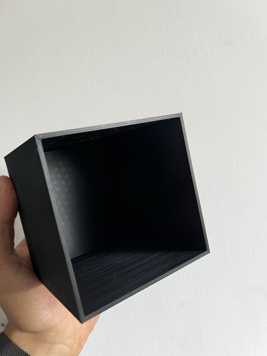 CubePot 10 – nowoczesna doniczka w kształcie sześcianu