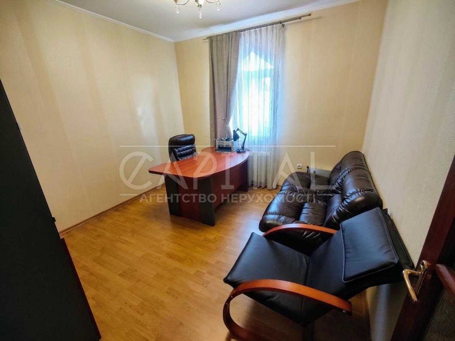 Продажа дома, Гатное, генератор , газ, 15-20 мин пешком м. Теремки