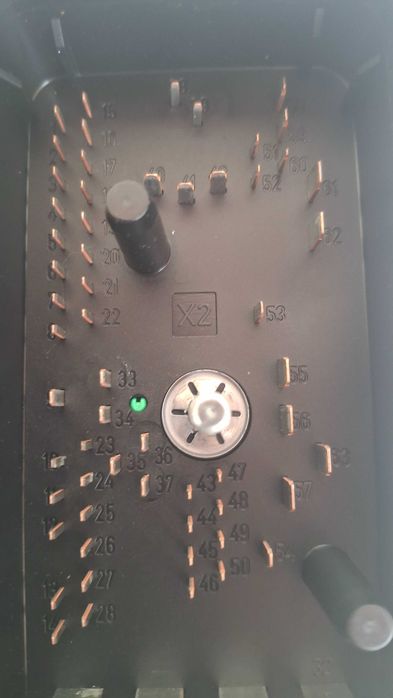 Vendo caixa de fusíveis e reles do astra H