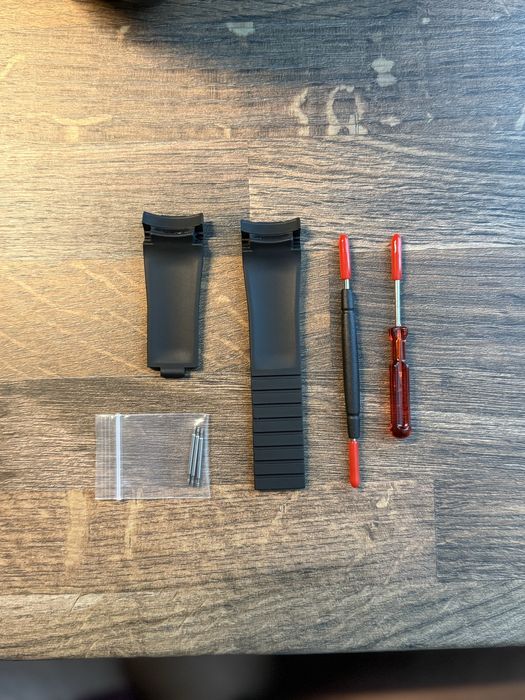 Pasek silikonowy do zegarka 21 mm zakrzywiony
