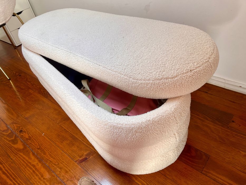 Banco com arrumação