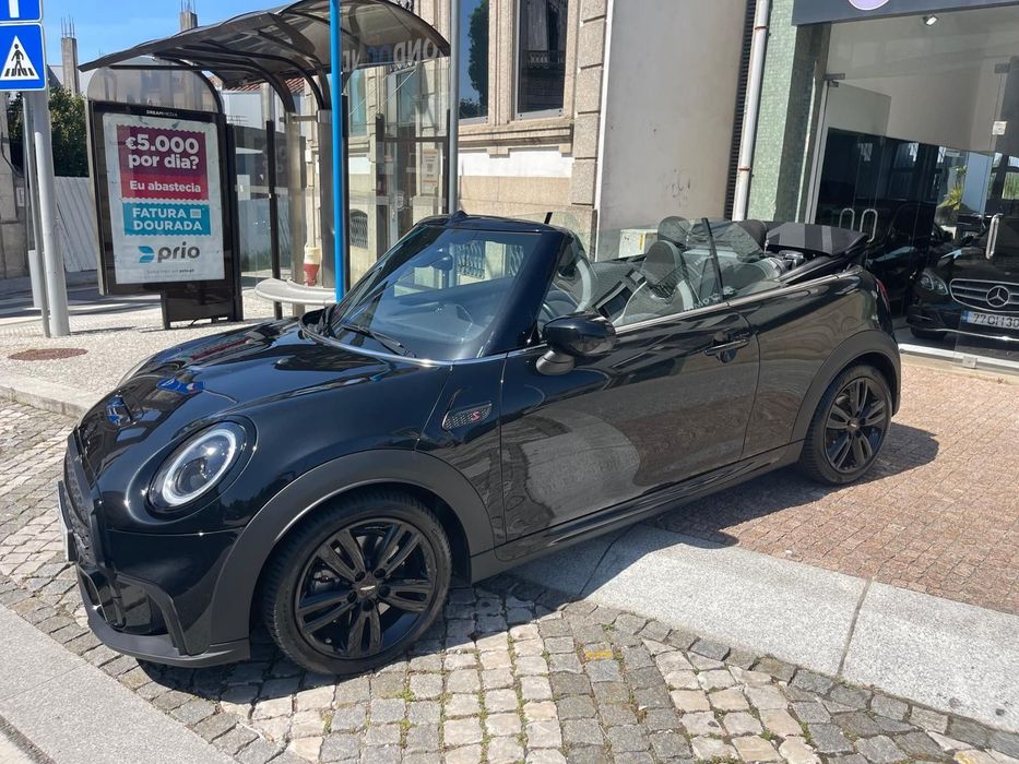 MINI Cabrio Cooper S Premium JCW Auto