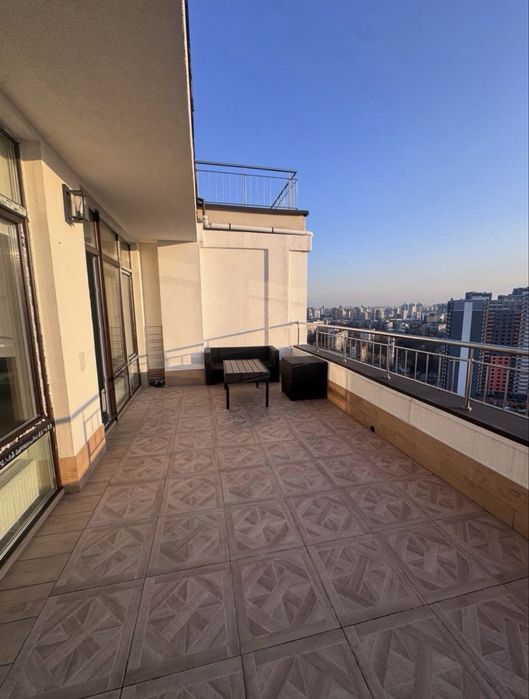 Оренда квартири с терассою 60м2