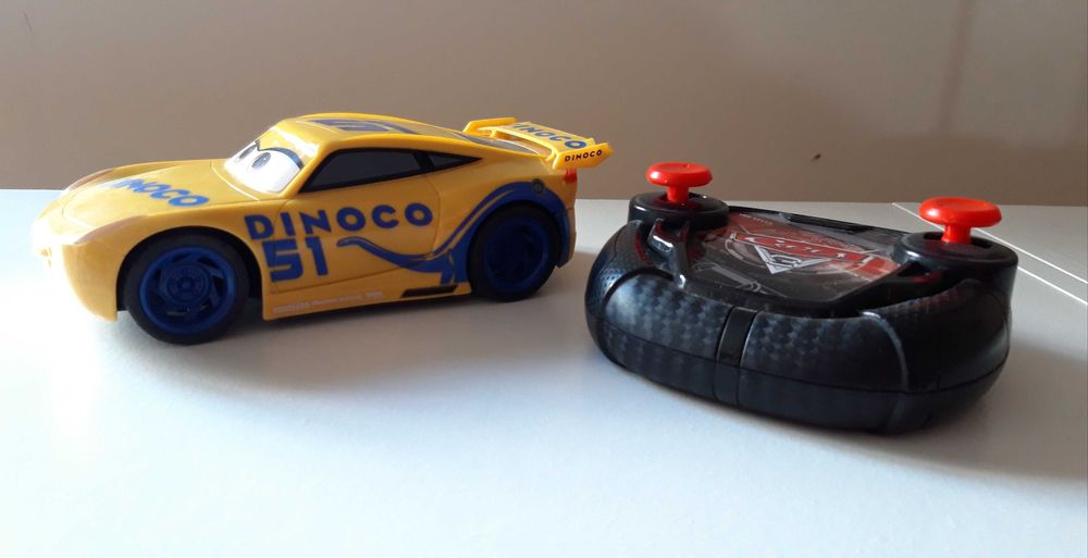 Carro telecomandado CARS Disney Pixar