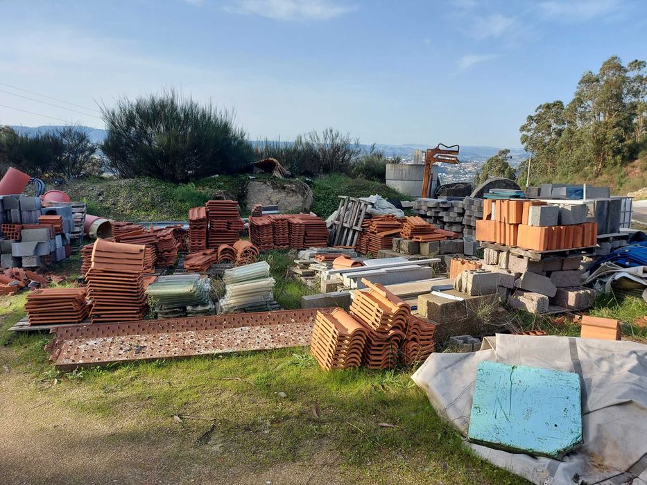 Material de Construção - Grande Lote à Venda