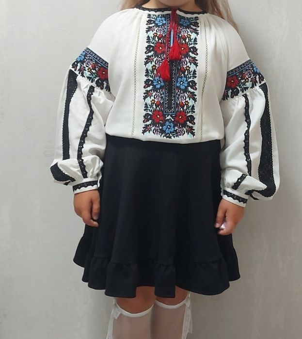 Вишиванка для дівчинки