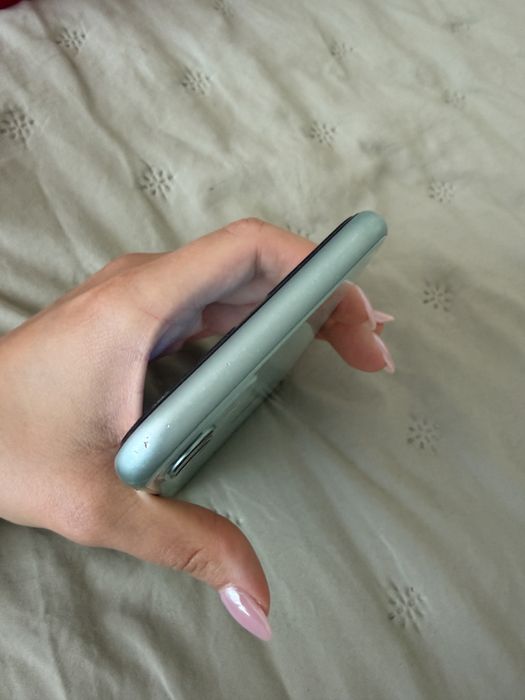 Apple Iphone 11 green 128 GB