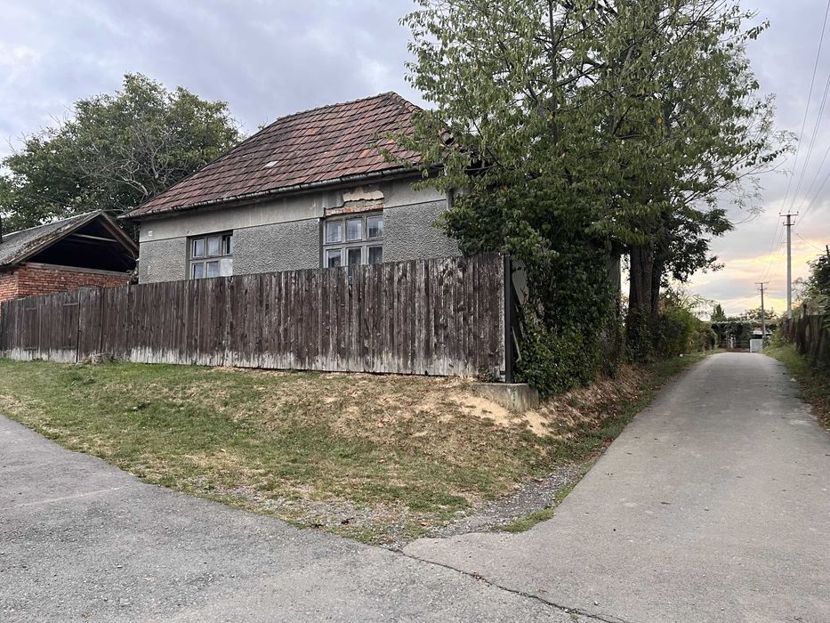 Продам будинок в с. Лалово (0,25га), 9км від Мукачева