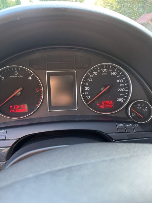 Audi A4 B6 2,5 2004 rok