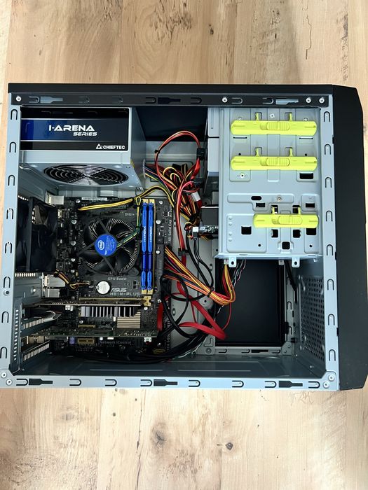 Komputer stacjonarny i5 + 16GB RAM + 595GB HDD