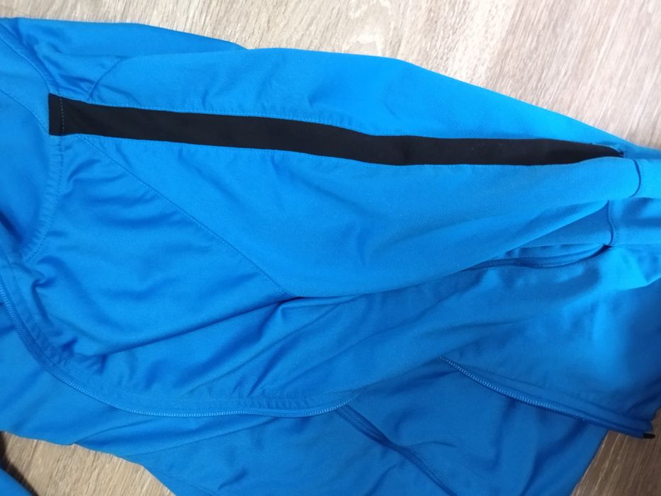 продам кофту найк на літо