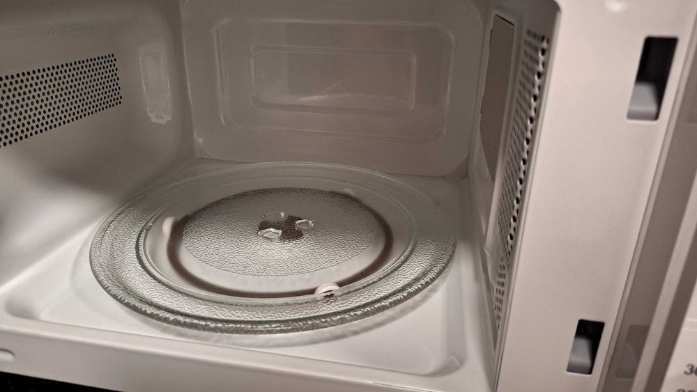 Microondas como novo