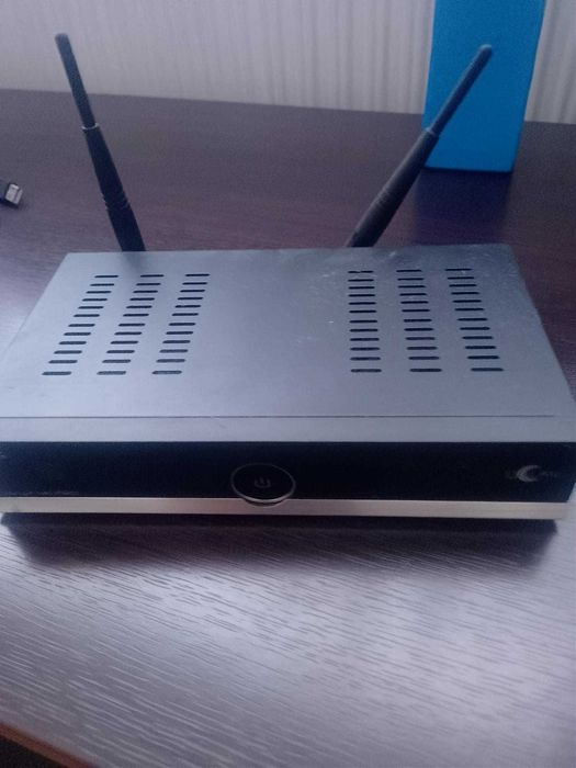 odblokowany dekoder Uclan ustym 4k pro