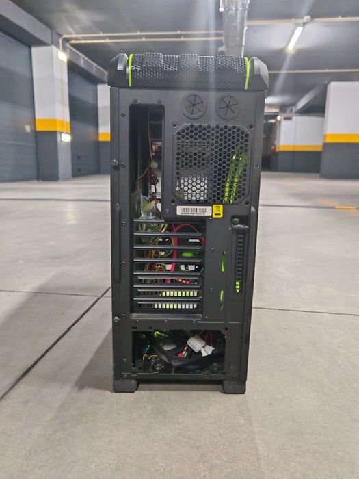 Caixa de computador Cooler master 690 II ATX Nvidia