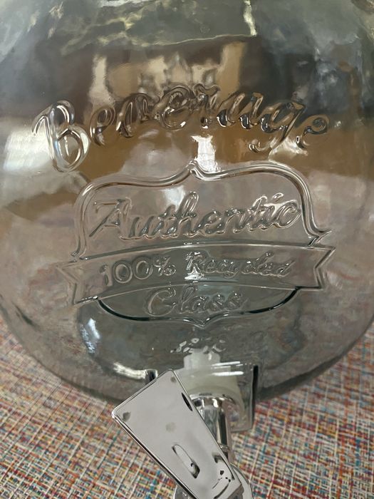 Barrica / boião  (beverage) com torneira para eventos