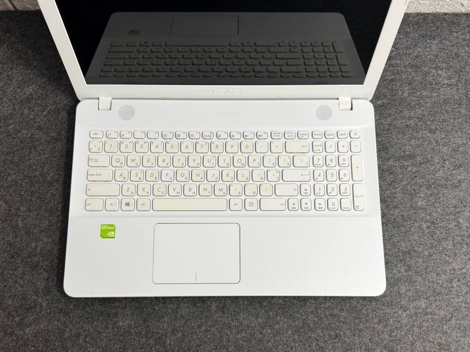 Ноутбук Asus E502 Core i5 8gb MVIDIA 920M