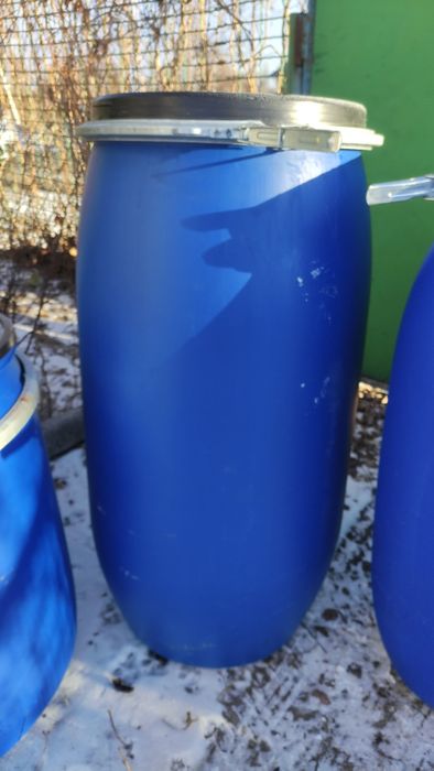 Бочка,каністра,єврокуб