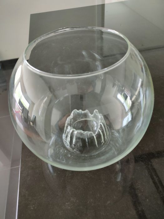 Conjunto de porta velas e aquário.