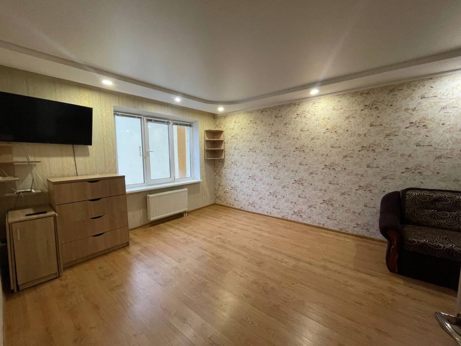 ** ЖК Північний! Оренда 1-Кімн. Пр. Миру Закритий Двір!