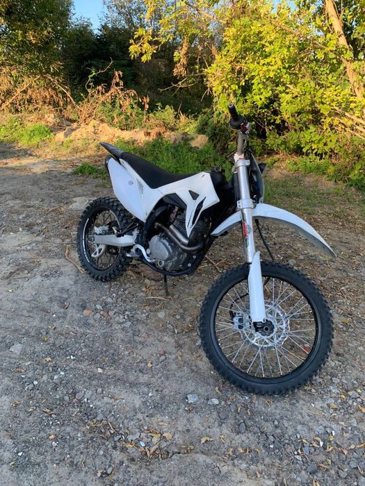 KAYO кросс в непоганому стані