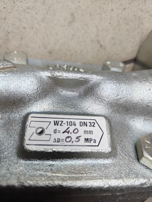 Odwadniacz dzwonowy wz-104 dn32