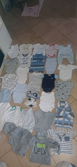 paka ponad 200 ubranek chłopięcych r. 56-62/68- 74