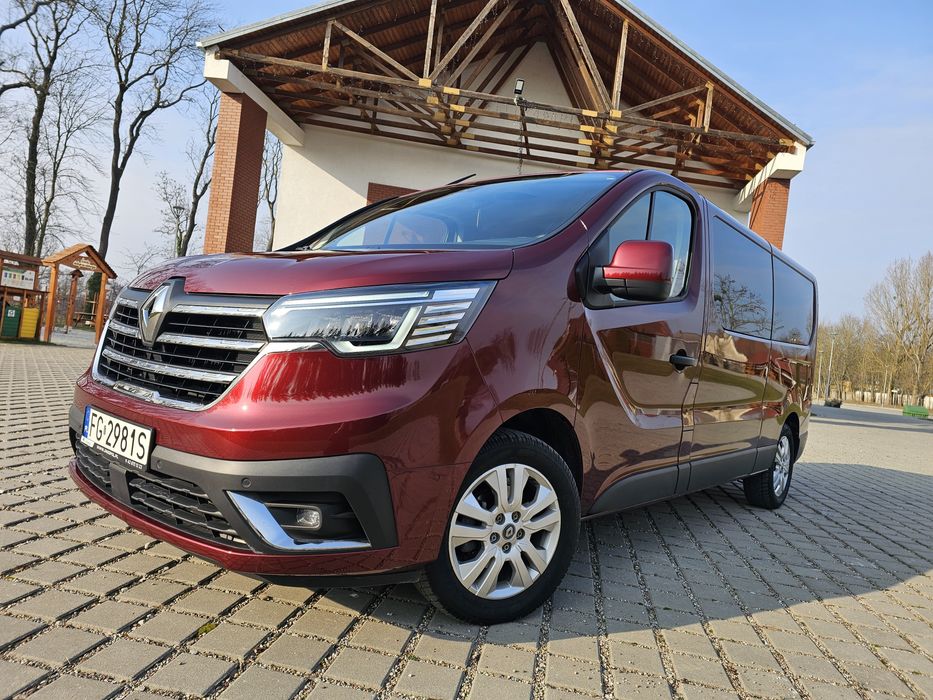 Renault Trafic 9-cio osobowy Wynajem Busa. Wypozyczalnia Busów