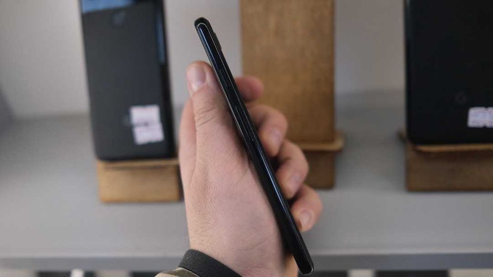Google pixel 3 64 neverlock гарний стан асортимент