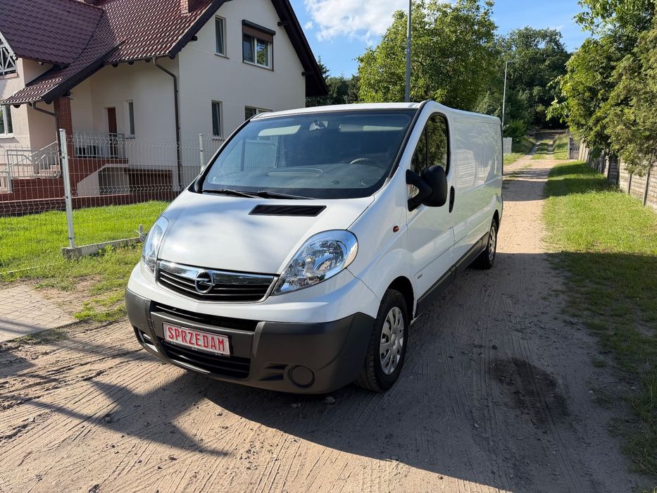Opel Vivaro  Jeden właściciel ładny stan klima potwierdzenie przebiegu long