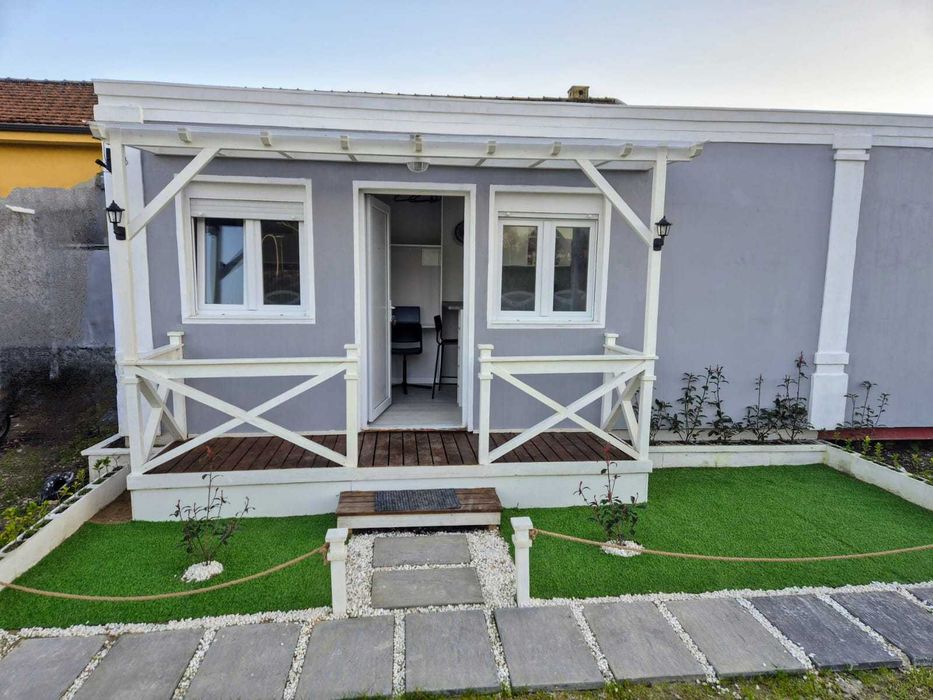 Casa móvel, 2 estudios Mobiliados por contentor! Pronta para Airbnb ou morar!