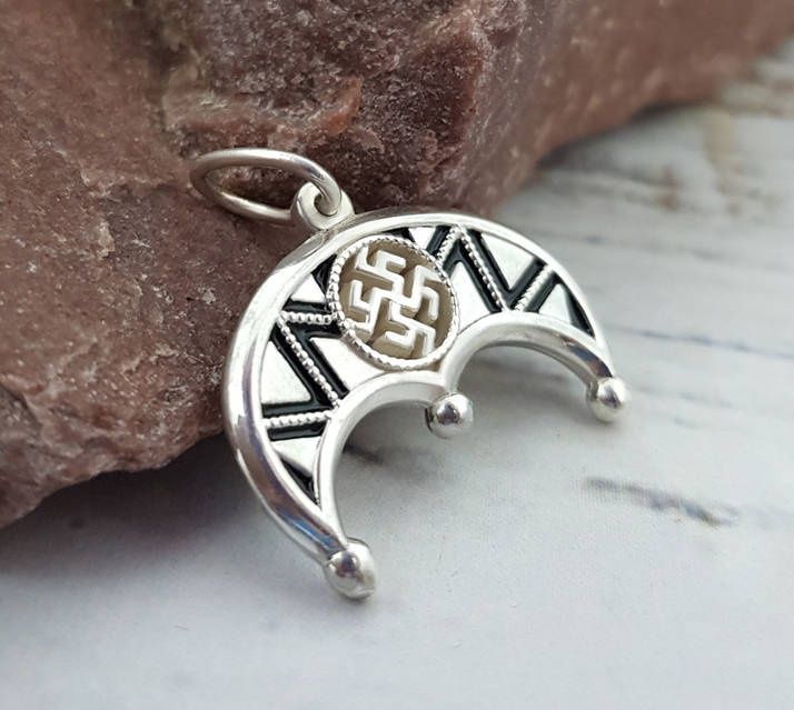 Лунниця, луниця, місяць жіночий оберіг, кулон, підвіс, амулет