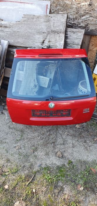 Кришка багажника ляда шкода фабія універсал