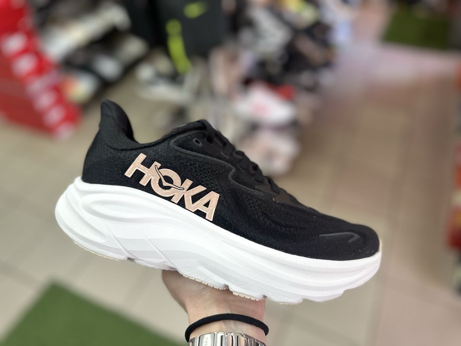 Кросівки Hoka Clifton 10 ( РОЗМІР 38 2/3 )