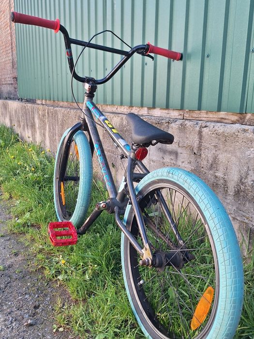 Велосипед BMX GT Radial 20