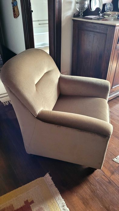 2 Sofás individuais como novos