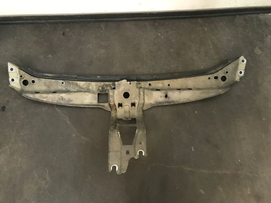 TRAVESSA SUPERIOR / FRENTE CHAPA RENAULT CLIO II 98-05