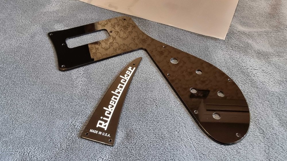 Продам пикгард фальшпанель pickguard Rickenbacker 4003 4003S
